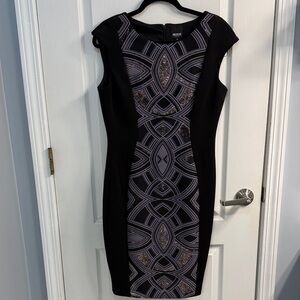 Chic Black and Gray Geometric Fitted Melrose Social Dress